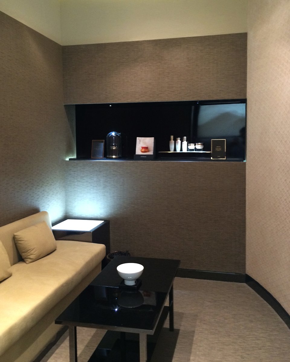 Sulwhasoo China Nangjing Deji Plaza Boutique 설화수 중국 난징 더지플라자 부티끄 매장 image-asset-4-1