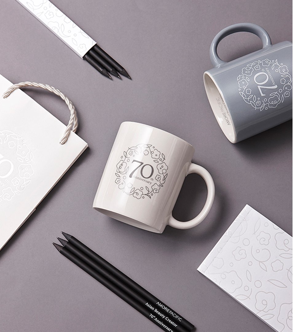 AMOREPACIFIC 70th Anniversary Logo 아모레퍼시픽 창립 70주년 로고 AMOREPACIFIC70thLogo_02.jpg