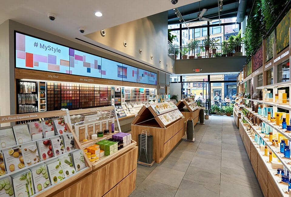 Innisfree opens flagship store in New York 이니스프리 뉴욕 유니온스퀘어 플래그십 스토어 jpg-2