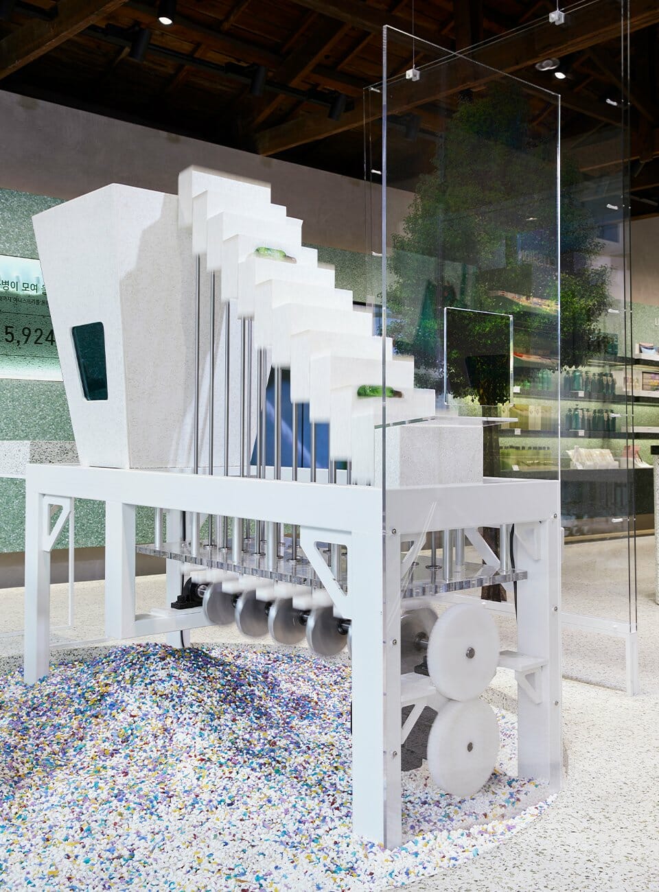 Innisfree Upcycling Store Open in Sogyeok Dong 이니스프리 소격동 공병공간 스토어 1-15