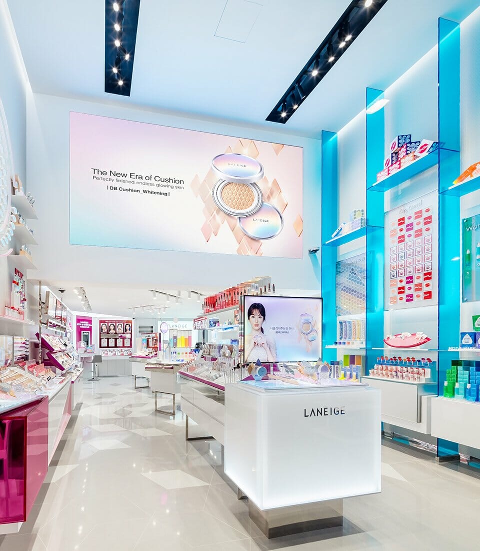 LANEIGE New Roadshop in Garosu gil 라네즈 로드샵 가로수길점 image4-55