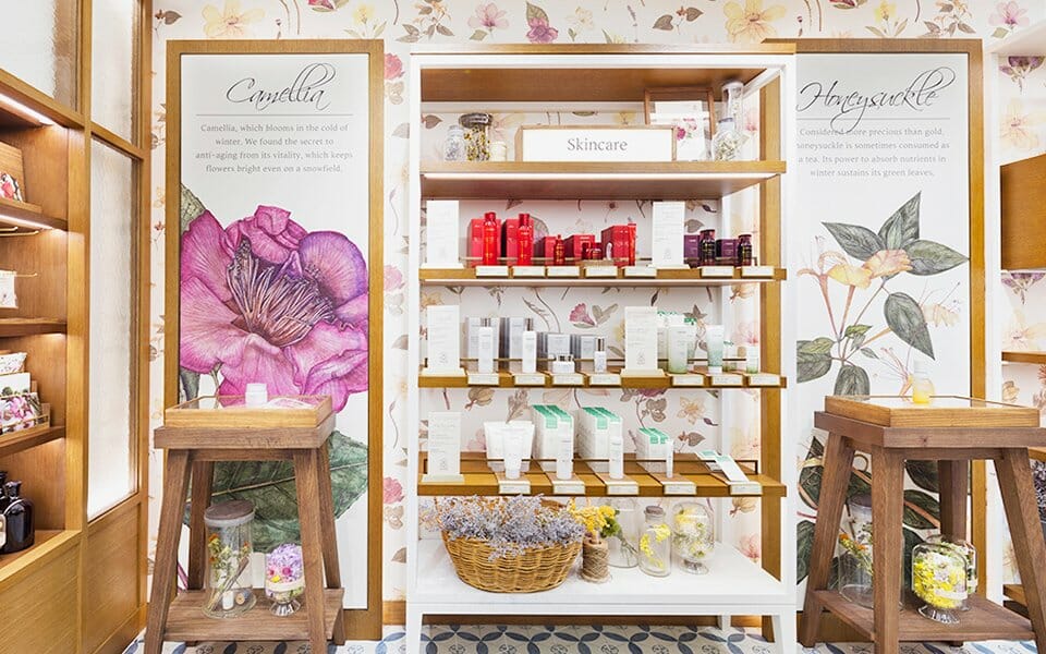 Mamonde Flagship store 'Mamonde Boutique' in Myeongdong 명동 마몽드 플래그십스토어 '마몽드 부티크' image3-63