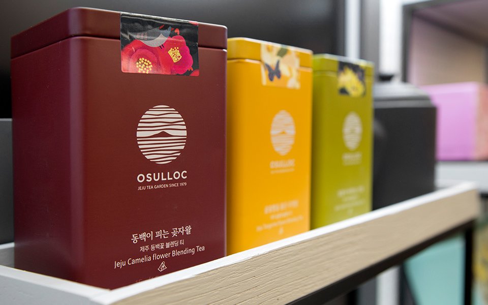 4th Exhibition Osulloc , Tea with a View 오설록, 풍경을 담은 차 140925AmorepacificHss_036copy