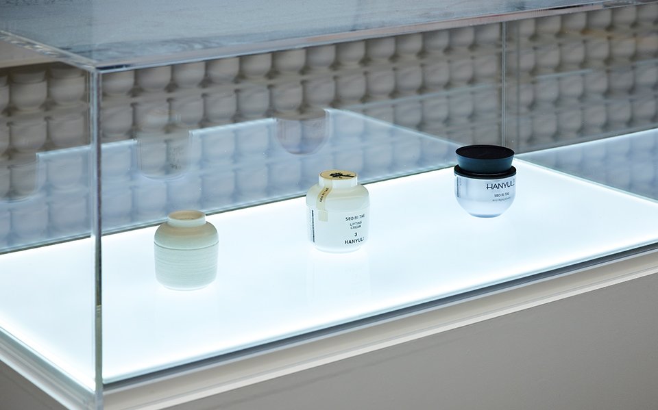 1st Exhibition, HANYUL : Koreand design story 한율, 한국의 디자인 스토리 HANYUL_Exhibition_02