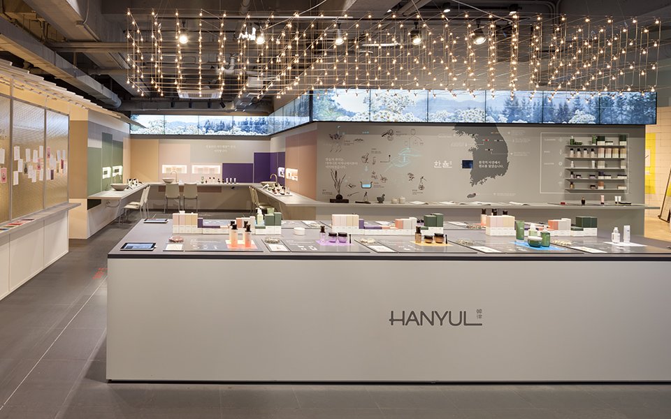 HANYUL Garosugil popup store 한율 팝업 스토어 08