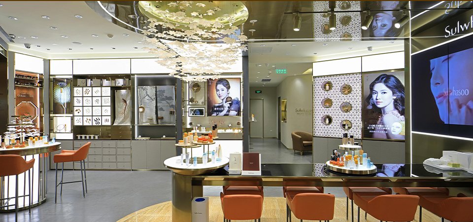 Sulwhasoo Store in IFC Mall Opens in Shanghai, China 설화수 중국 상해 IFC 몰 매장 오픈 image4-78