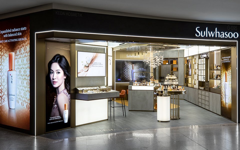 Opening the Sulwhasoo store in Malaysia Mid Valley Mega Mall 설화수 말레이시아 미드밸리몰 매장 오픈 image1-104