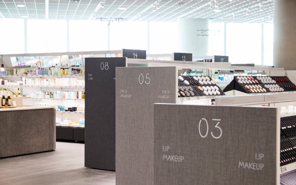 Amore Store by Amorepacific Opens 아모레퍼시픽 아모레 스토어 오픈 image2-108