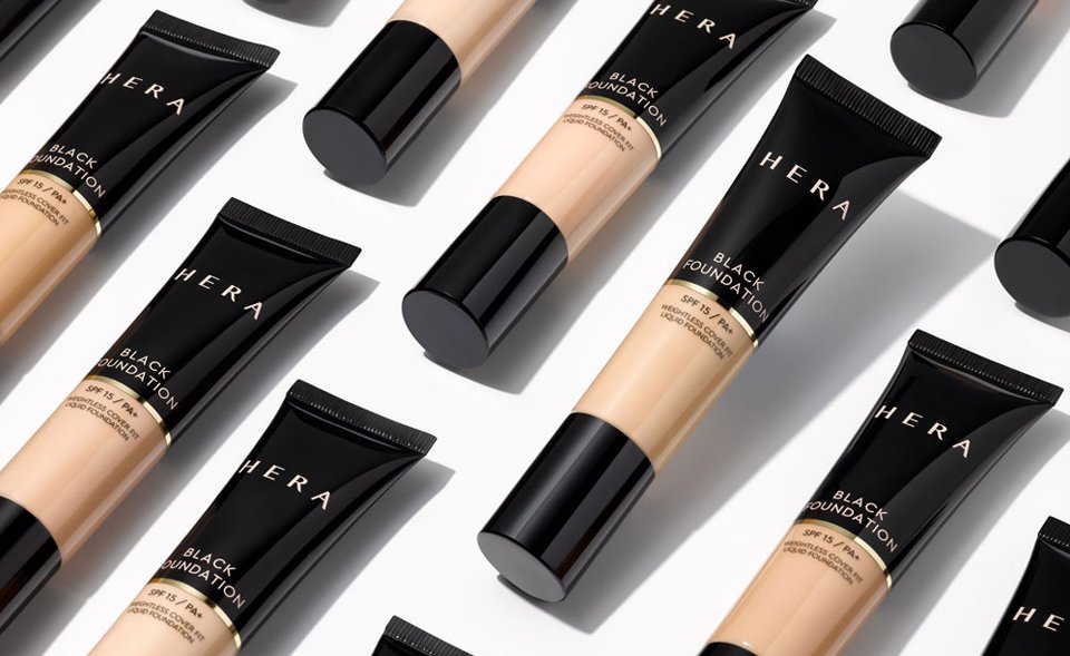 Hera Black Foundation 헤라 블랙 파운데이션 3.0_Hera_body3