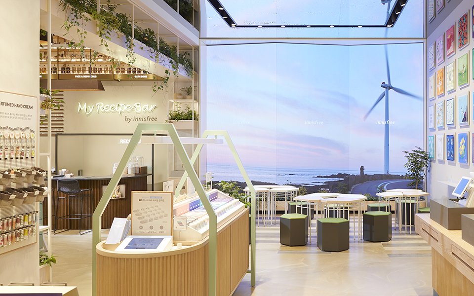 Innifree Flagship, Gangnam 이니스프리 강남플래그쉽 매장 Landing_Content2-1