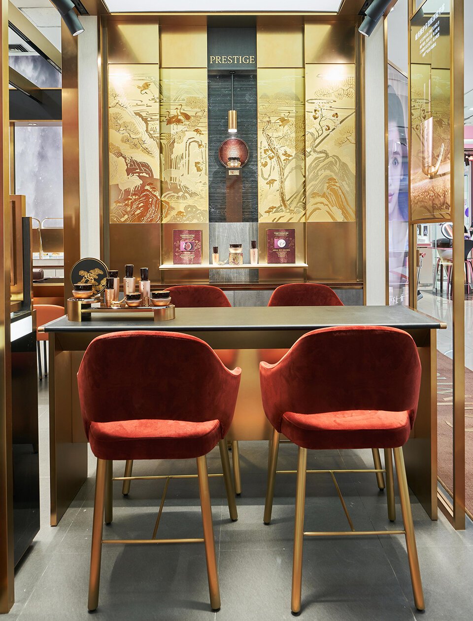Sulwhasoo: New Store Identity 설화수 5.5세대 매장 Landing_Content18