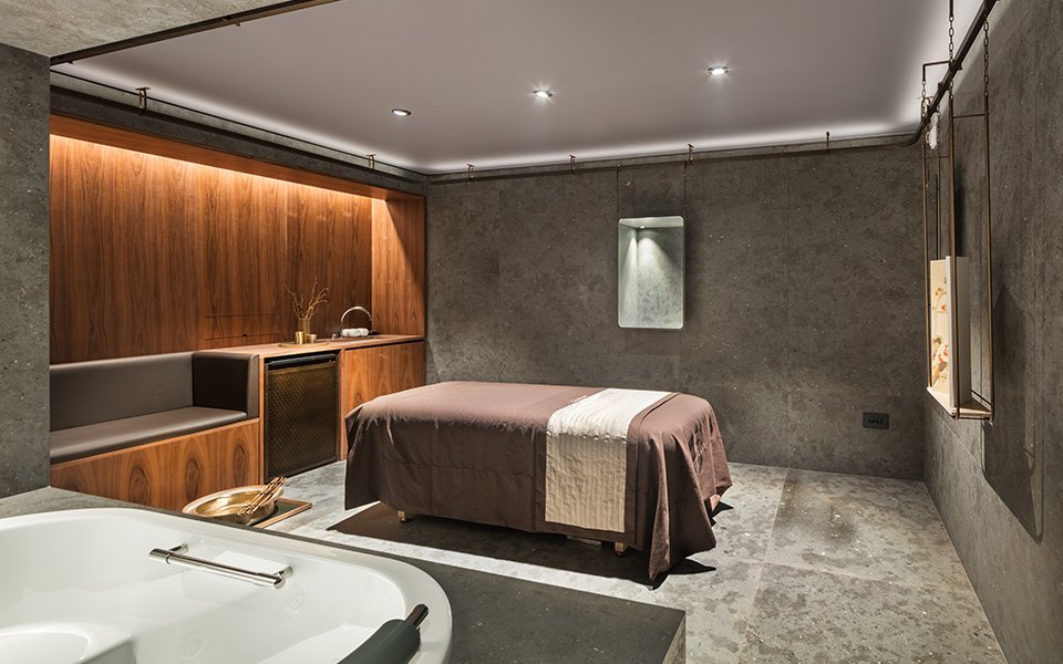 Sulwhasoo flagship store open in Seoul 설화수 플래그십 스토어 오픈 image1-108