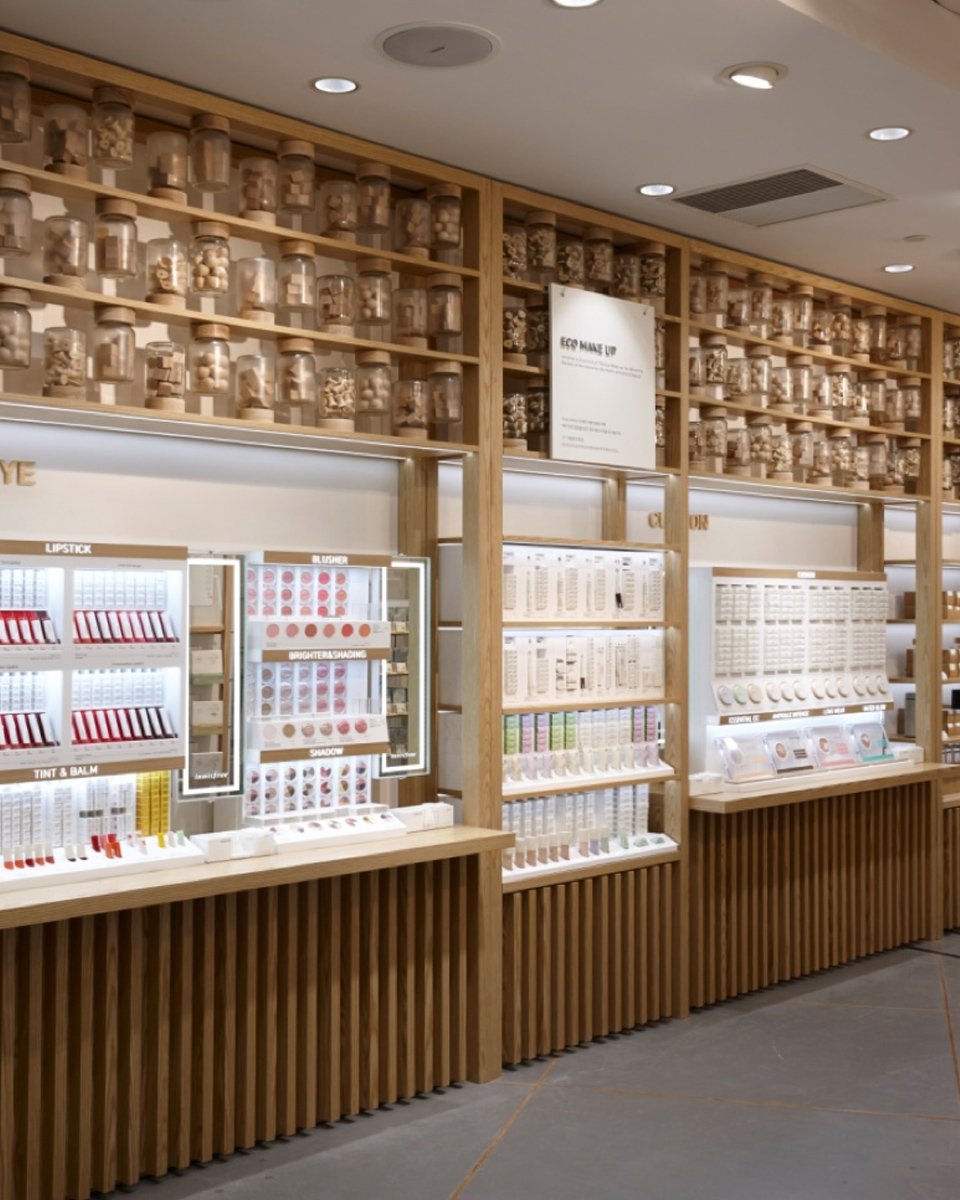 Innisfree Flagship Store Open in Shanghai HongYi Plaza 이니스프리 상해 홍이 플라자 플래그십 스토어 오픈 image4-88