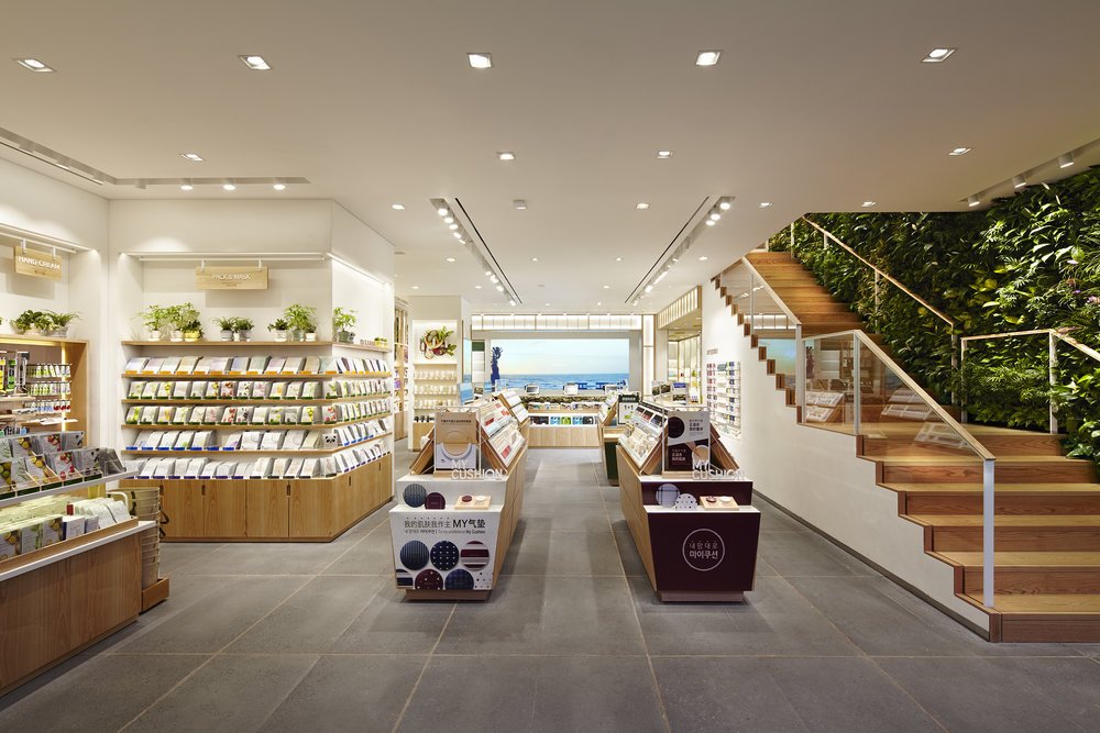 Innisfree Flagship Store Open in Myeongdong 이니스프리 명동 플래그십 스토어 1109_innisfree_00292