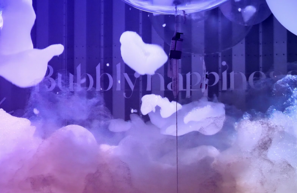 A moment when fragrance lathers up, to enrapture senses's work list thumbnail