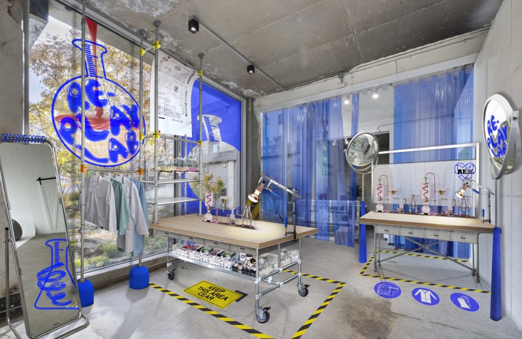 RE-PLAY LAB — a space where unused cosmetics find new life as playful creations.'s work list thumbnail