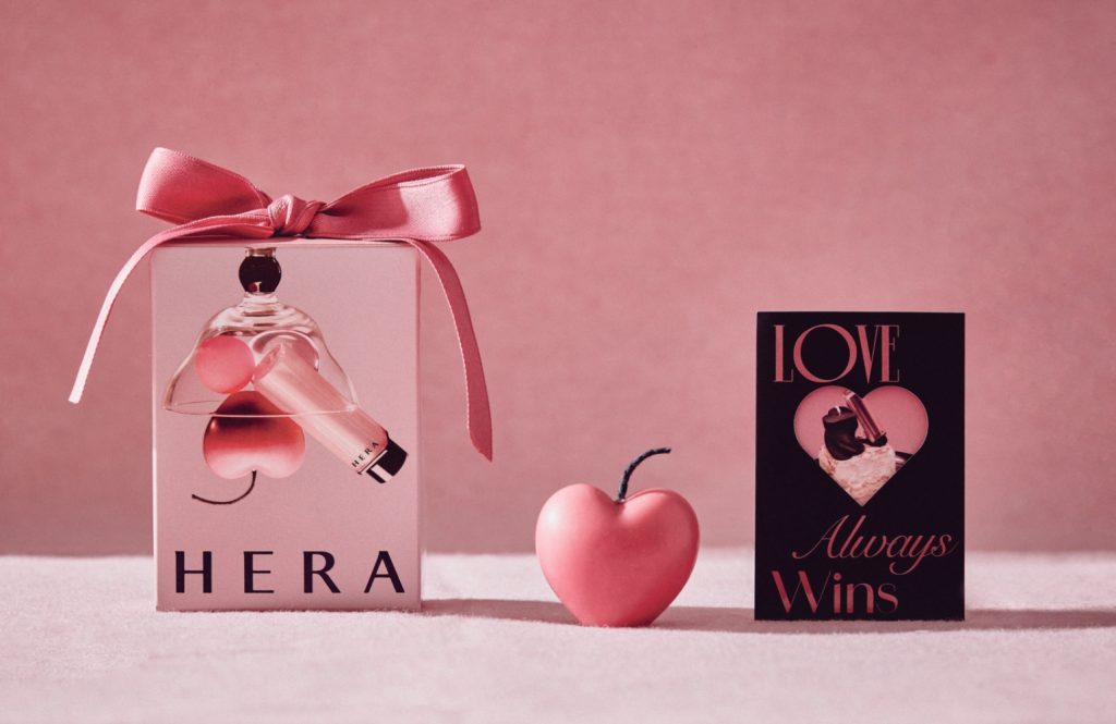 HERA ‘LOVE ON TOP’ KAKAOTALK GIFT LIMITED PACKAGE's work list thumbnail