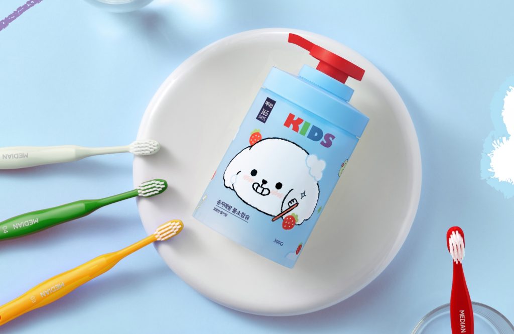 The newly launched Median 365days with sechon character<br/>| 365days Kids Pump Toothpaste & Toothbrush Design's work list thumbnail