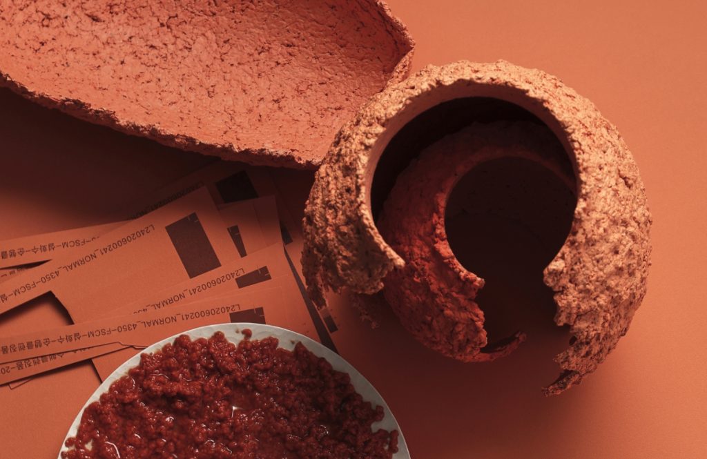 Re:Shaped #2. Exploration into the Reusability of Sustainable Materials | Upcycling paper waste from cosmetic packages to create objects with new functions's work list thumbnail