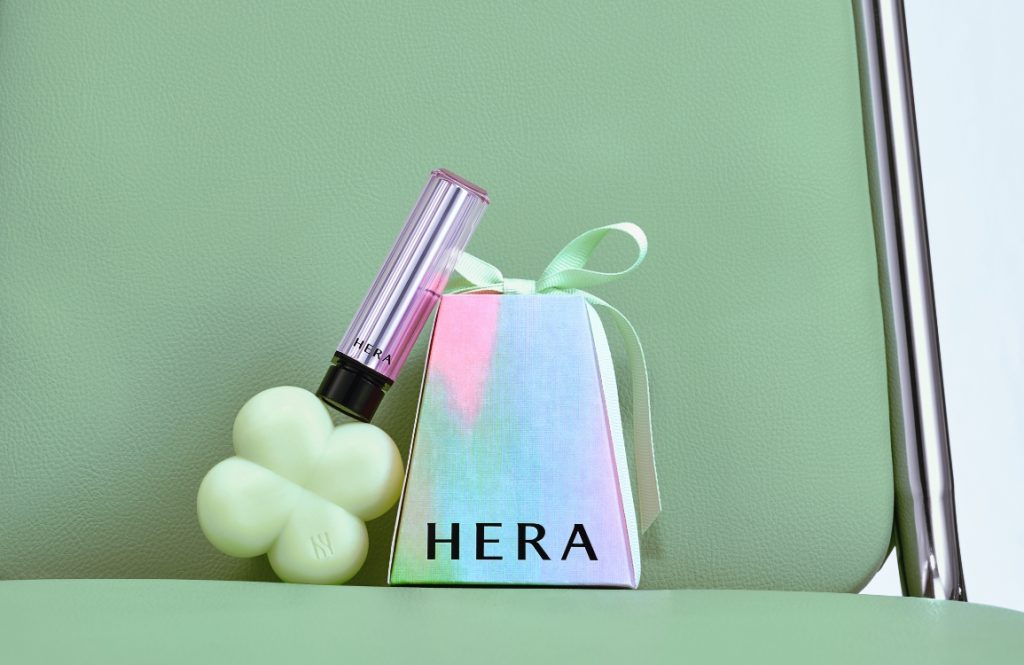 HERA ‘BLOOMING LOVE’ KAKAOTALK GIFT LIMITED PACKAGE's work list thumbnail