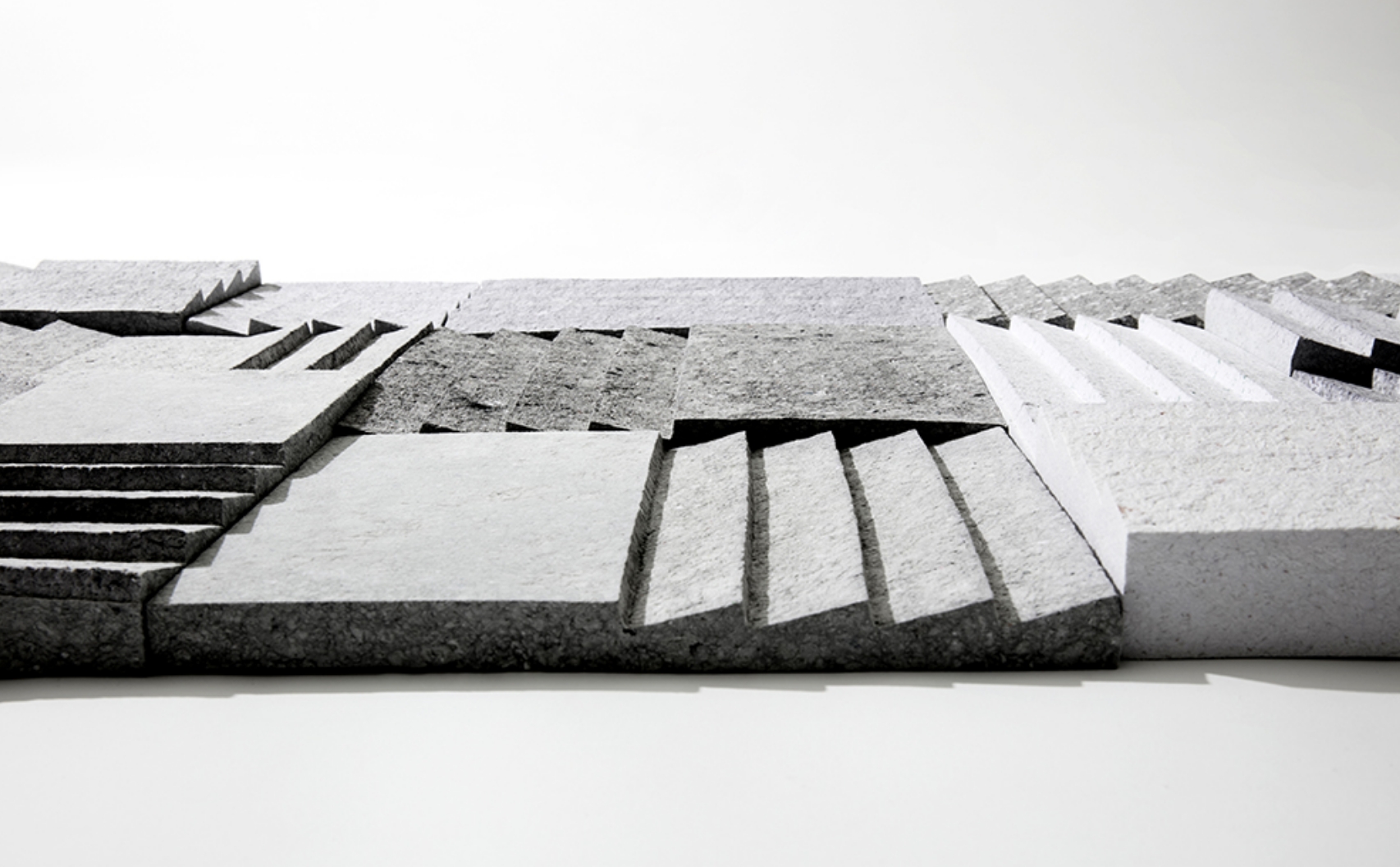Re:Shaped #3. Modular Pulp Organizer | Expanding the Possibility of Reuse through Modular Forms of Upcycled Paper Waste 순환의 구조, 정리의 조형 지속적인 쓰임의 가치를 담은 업사이클링 프로젝트 Re:Shaped #3 25_14_07_da2_01