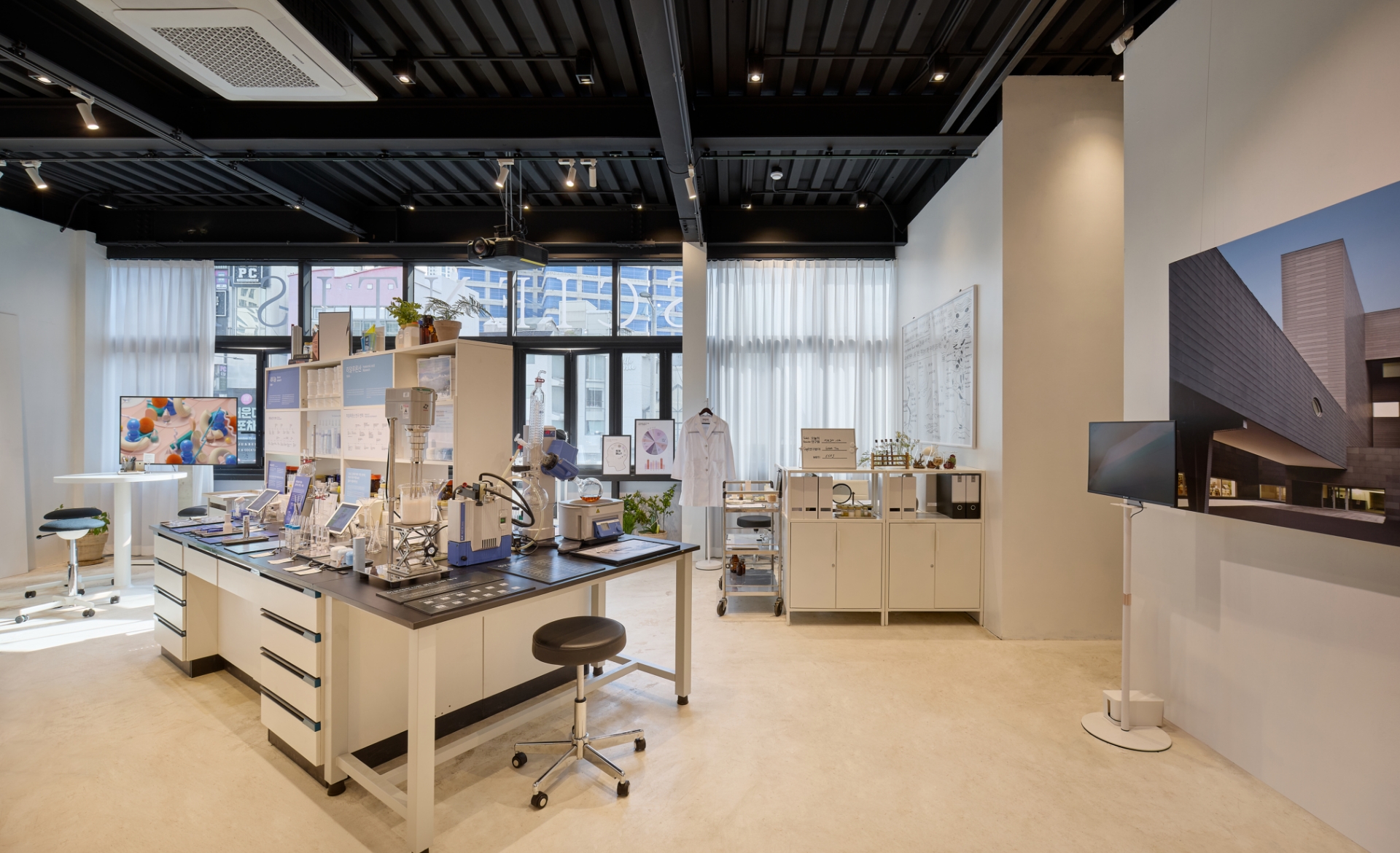 [EXHIBITION] The House of Beauty Scientists _Busan 뷰티 과학자의 집展 25_25_13