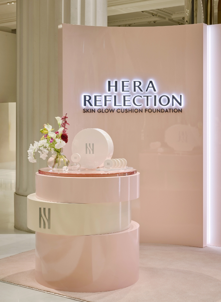 New HERA Reflection Skin Glow Cushion Foundation 뉴 헤라 리플렉션 스킨 글로우 쿠션 25_27_00_da2_01