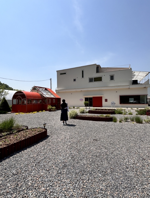 BY25 Creative Center Insight Tour  BY25 크리에이티브센터 인사이트투어 25_32_07_sld_00