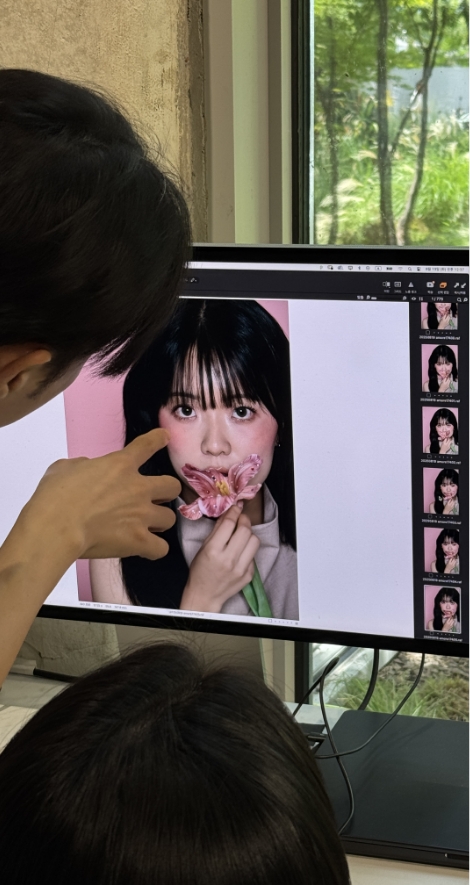 Amore Seongsu MAKEUP&LIFE BLENDING  2025 Autumn ‘All Things Glow’ 2025 가을 메이크업&라이프 블렌딩 ‘All Things Glow’ 25_50_00_grid_01