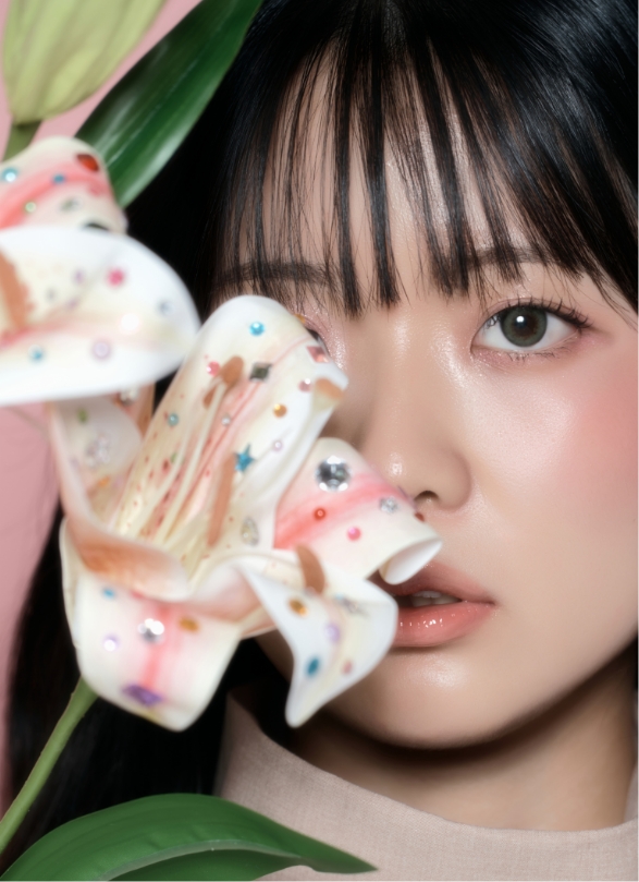 Amore Seongsu MAKEUP&LIFE BLENDING  2025 Autumn ‘All Things Glow’ 2025 가을 메이크업&라이프 블렌딩 ‘All Things Glow’ 25_50_03_da2_00_a