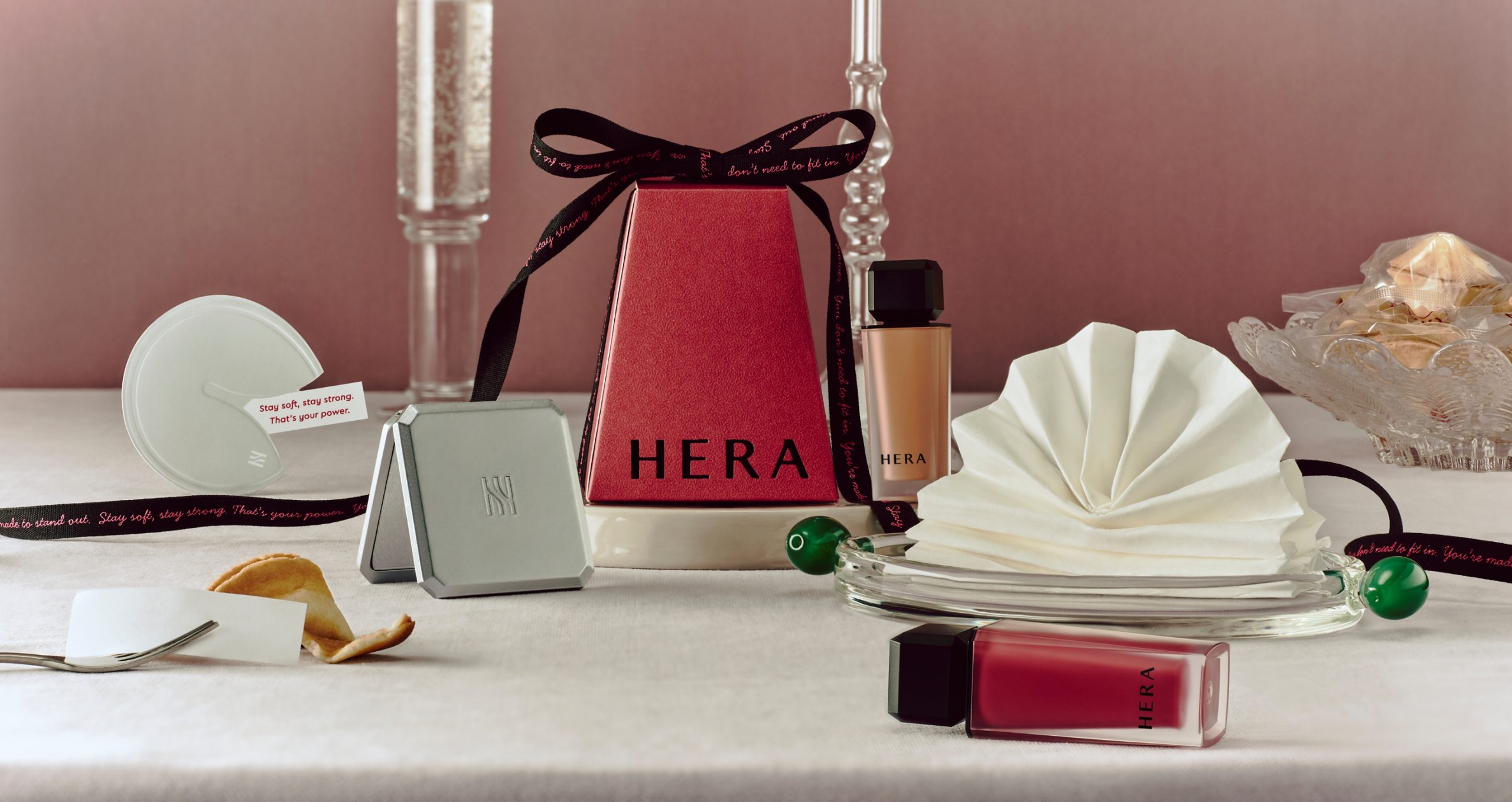 HERA KAKAOTALK GIFT F/W SENSUAL FORTUNE COOKIE PROMOTION 헤라 카카오톡 선물하기 F/W 센슈얼 포춘쿠키 기획전 25_53_05