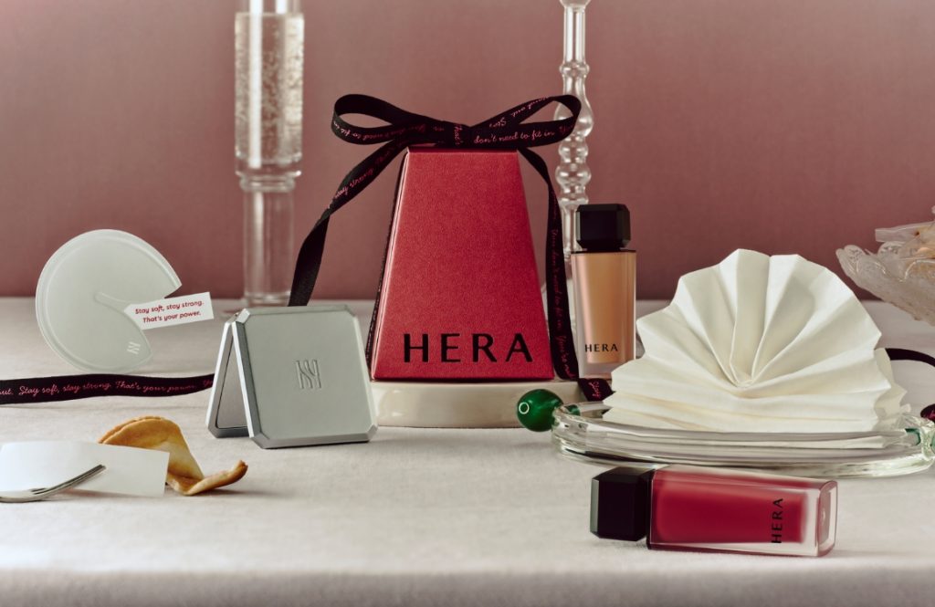 HERA KAKAOTALK GIFT F/W SENSUAL FORTUNE COOKIE PROMOTION's work list thumbnail