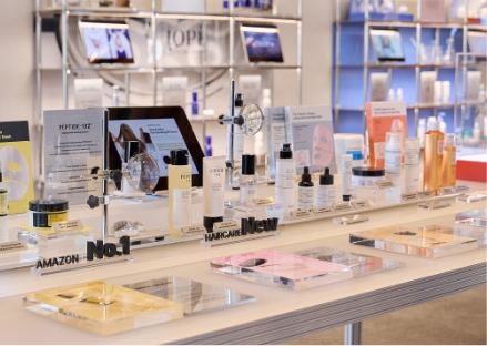 APEC CEO Summit: K-Beauty Pavilion by AMOREPACIFIC APEC CEO 서밋: 아모레퍼시픽 K-뷰티 파빌리온 mob_25_56_23