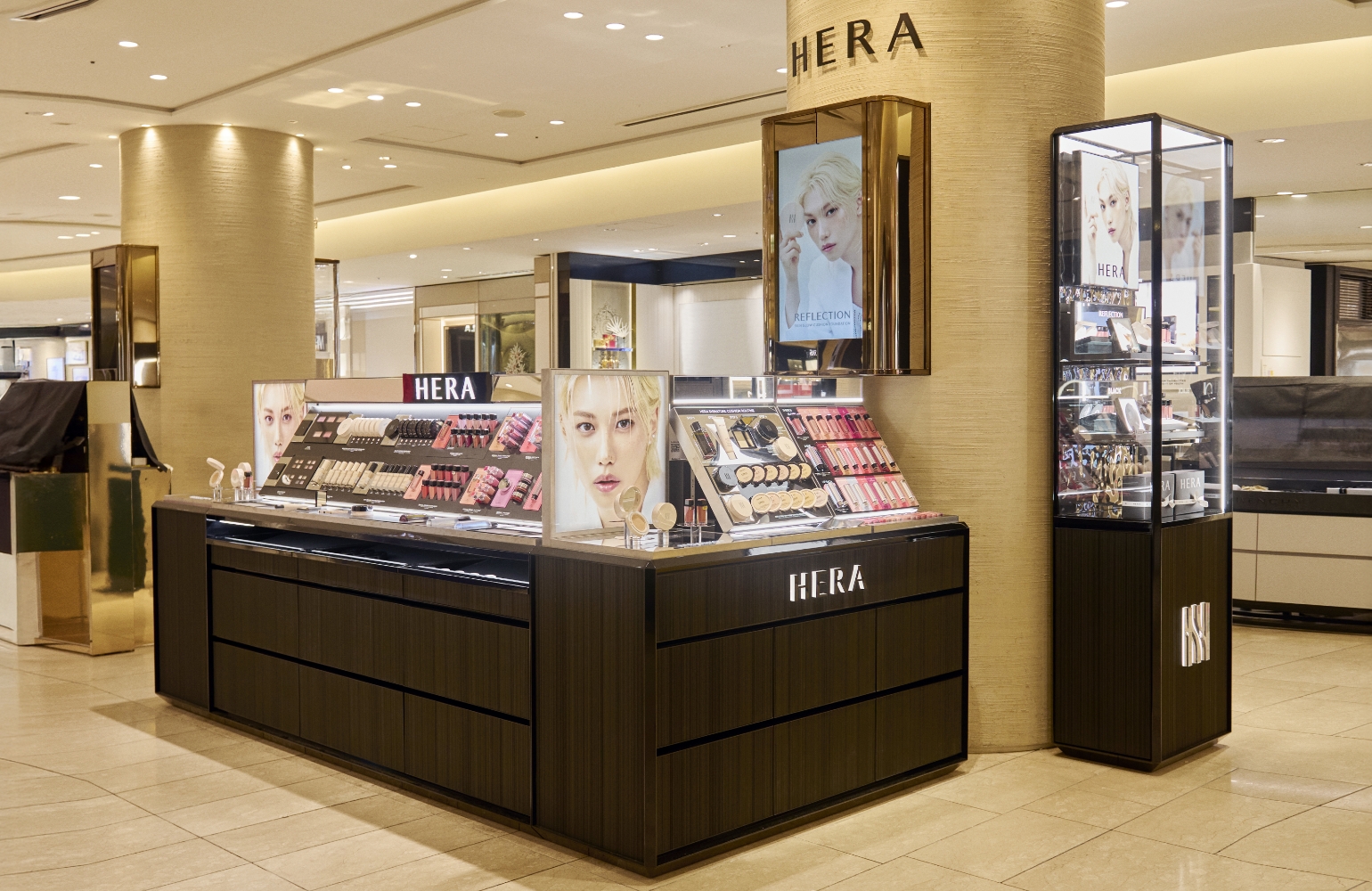 HERA Opens at Tokyo Mitsukoshi Ginza Department Store's work list thumbnail