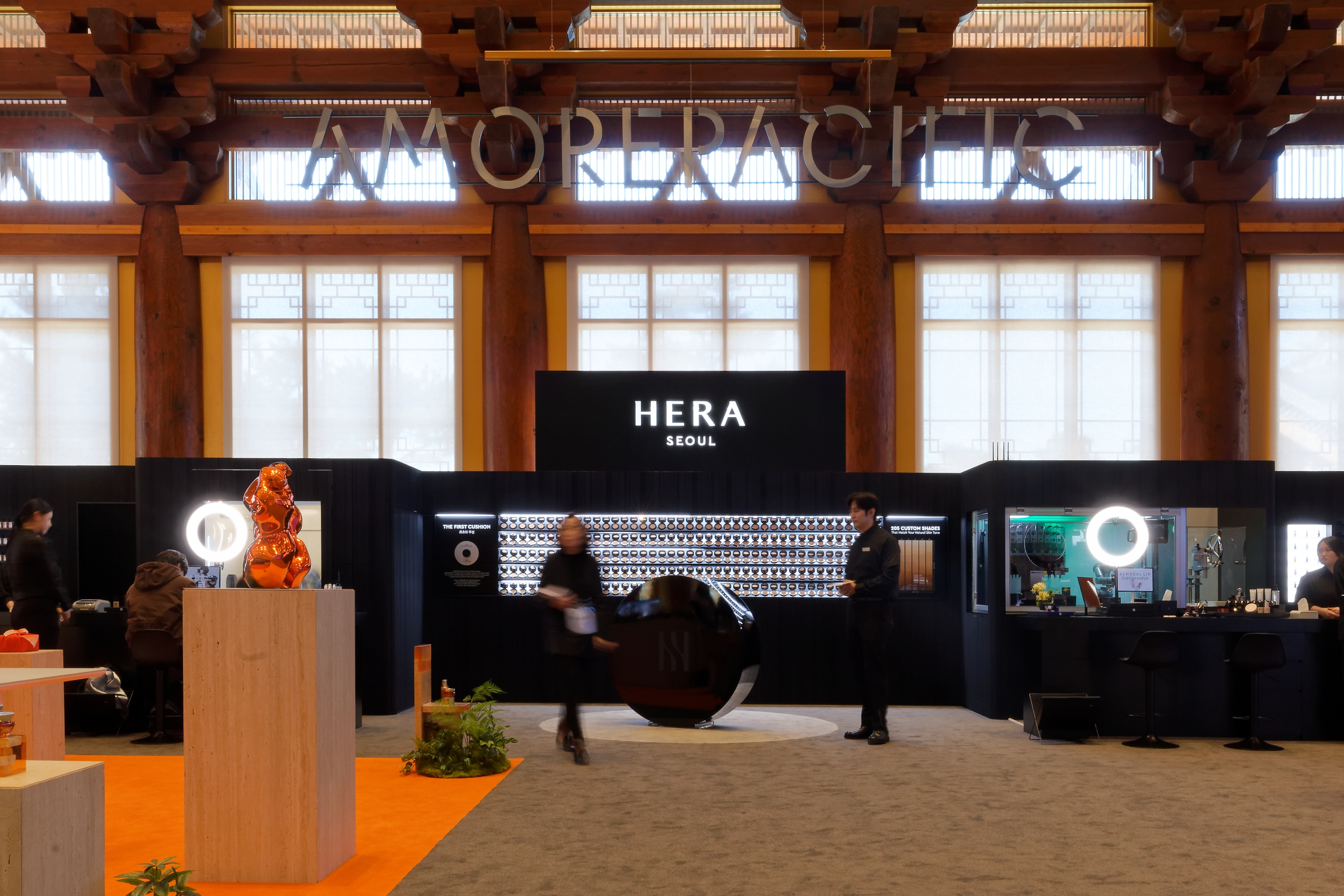 HERA Custom Match Service at APEC CEO Summit 2025 APEC CEO Summit 2025 헤라 커스텀 매치 25_63_04