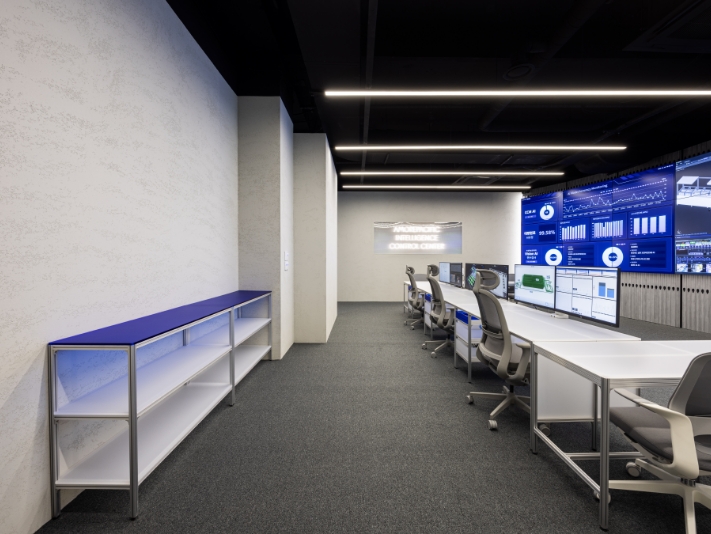 AMORE FACTORY Intelligence Control Center 아모레팩토리 인텔리전스 컨트롤 센터 25_71_07_da3_00