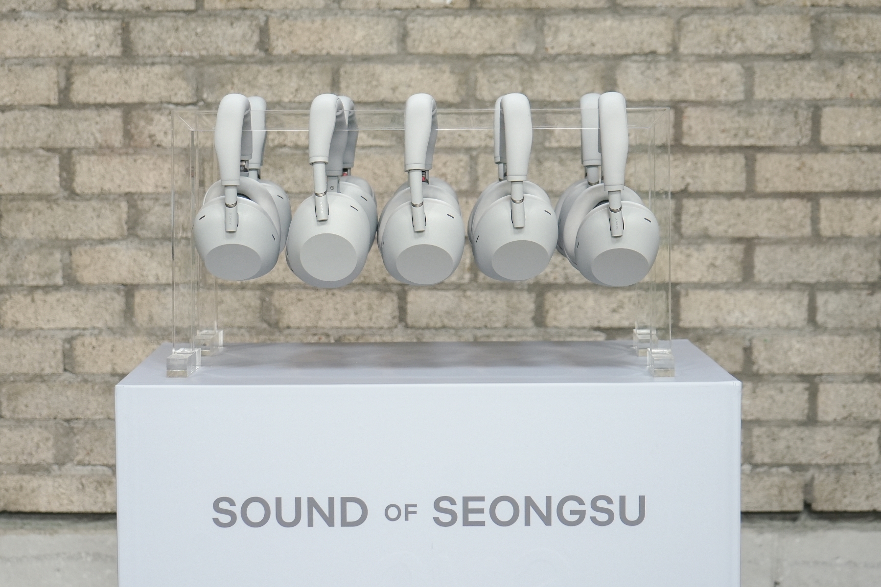 SOUND OF SEONGSU 아모레성수 몰입형 체험 사운드 팝업스토어 with SONY & 힐링타임즈 25_82_02_sld_00