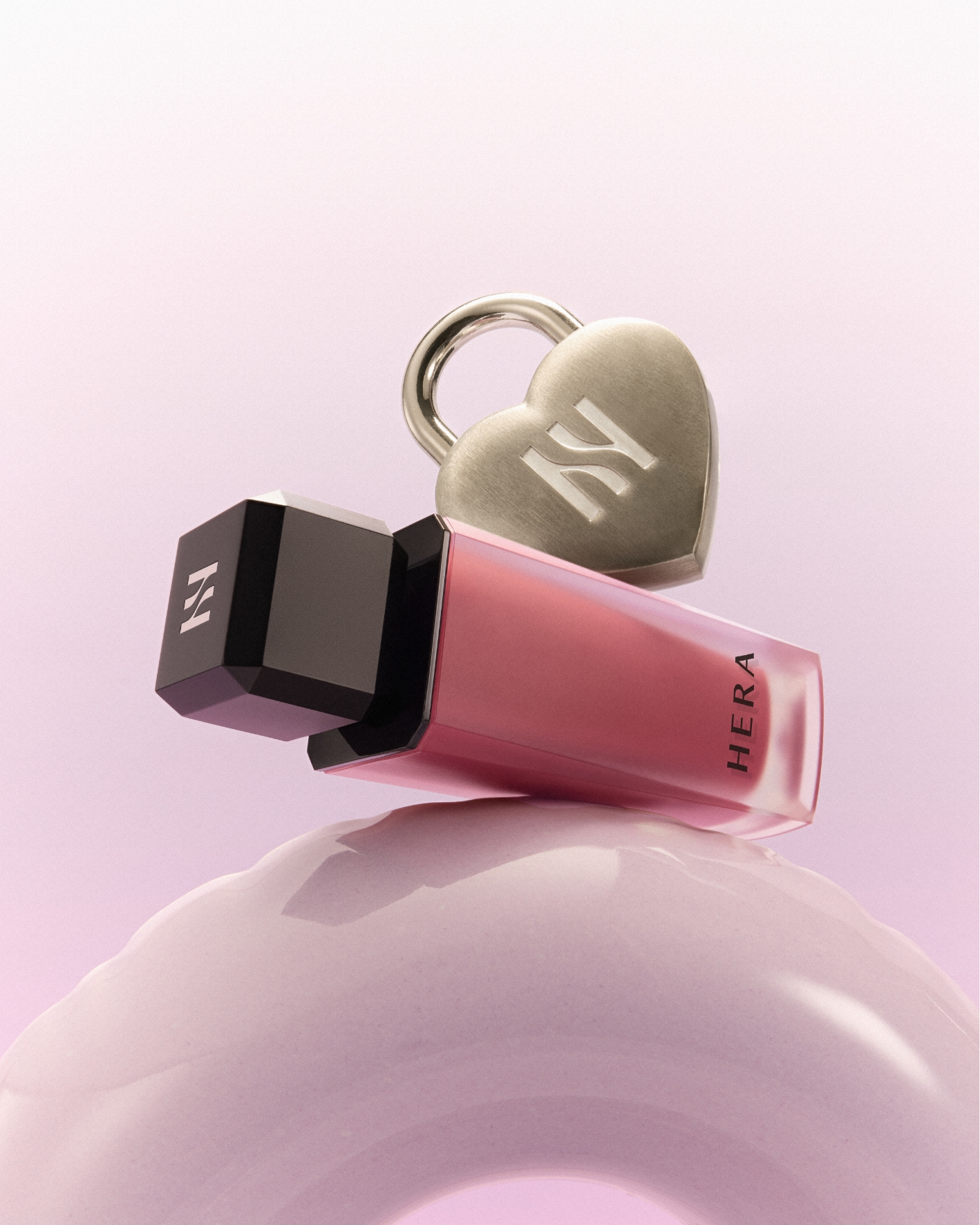 HERA ‘UNLOCK THE MOMENT’ KAKAOTALK GIFT LIMITED PACKAGE 헤라 카카오톡 발렌타인시즌 패키징 26_09_01_da2_00