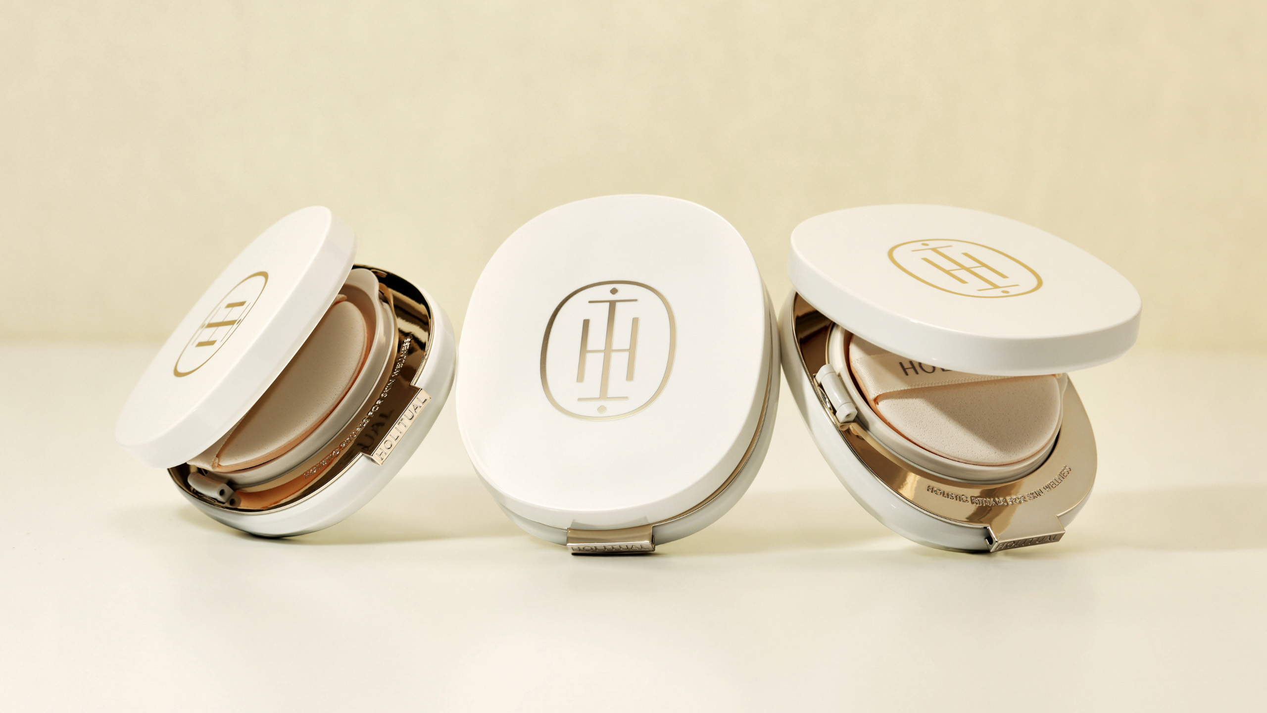 HOLITUAL Enriched Radiance Cushion