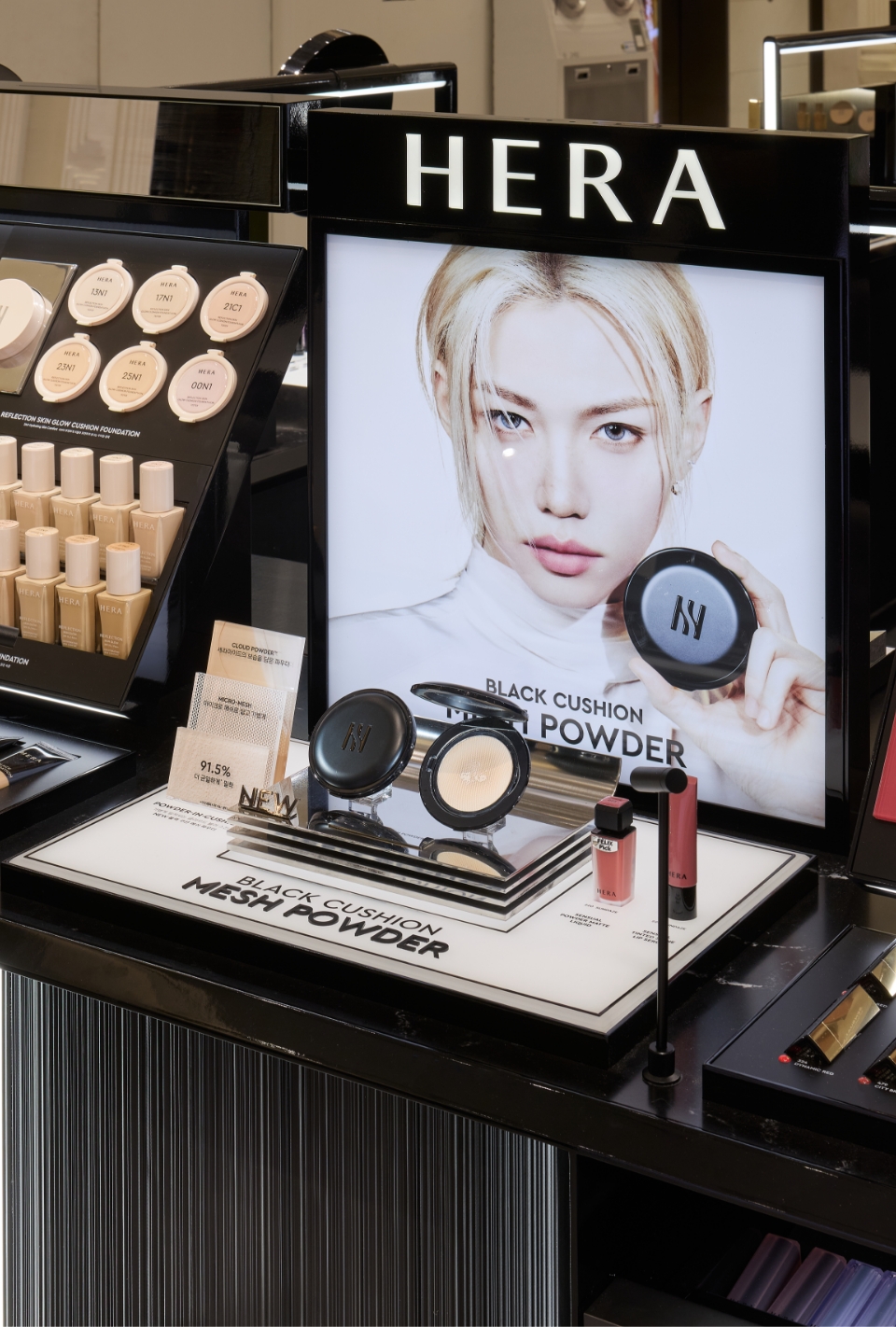 HERA Opens at Shinsegae Department Store Gangnam 헤라 신세계 백화점 강남점 오픈 26_32_04_sld_02