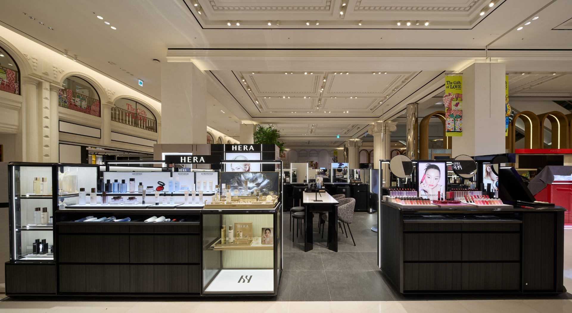 HERA Opens at Shinsegae Department Store Gangnam 헤라 신세계 백화점 강남점 오픈 26_32_05