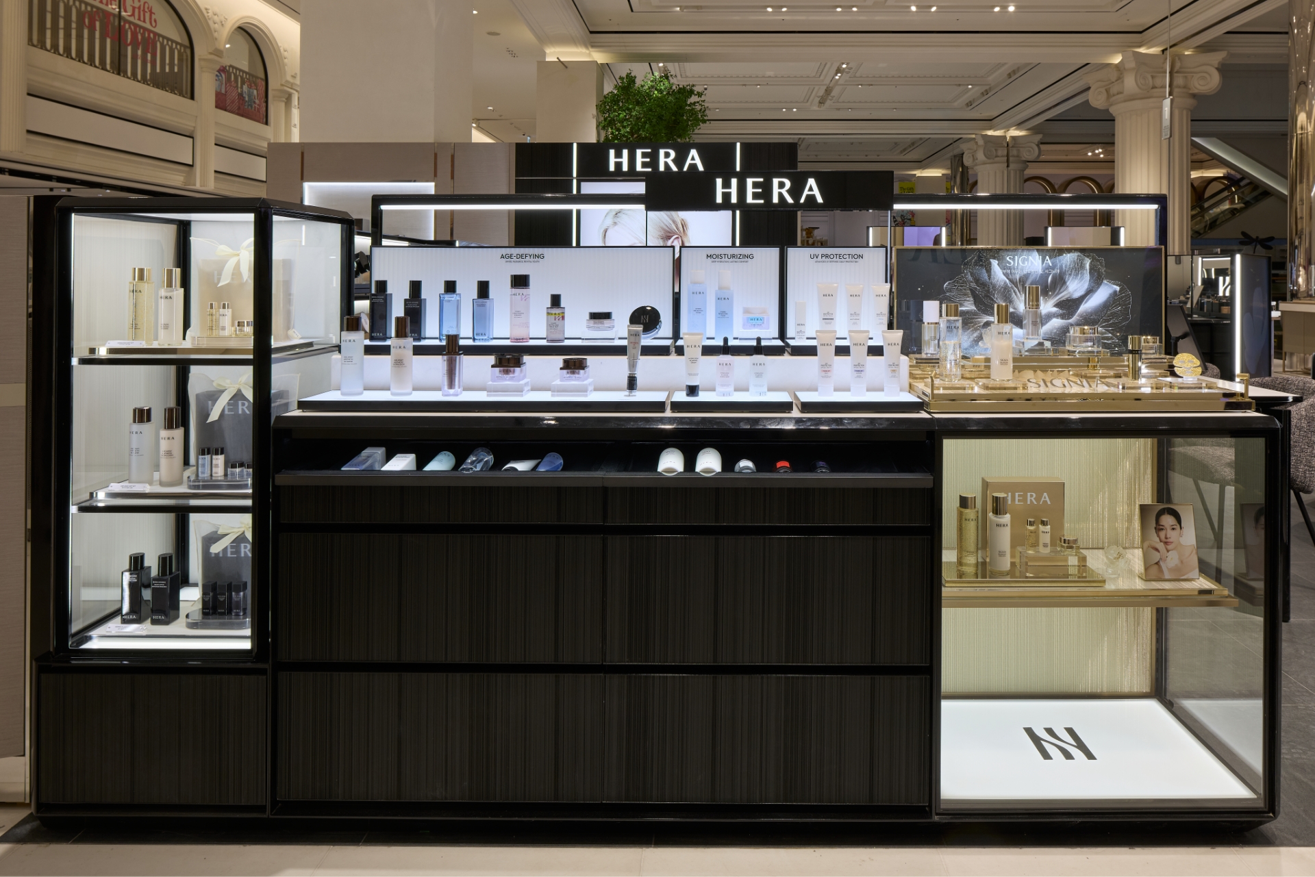 HERA Opens at Shinsegae Department Store Gangnam 헤라 신세계 백화점 강남점 오픈 26_32_07