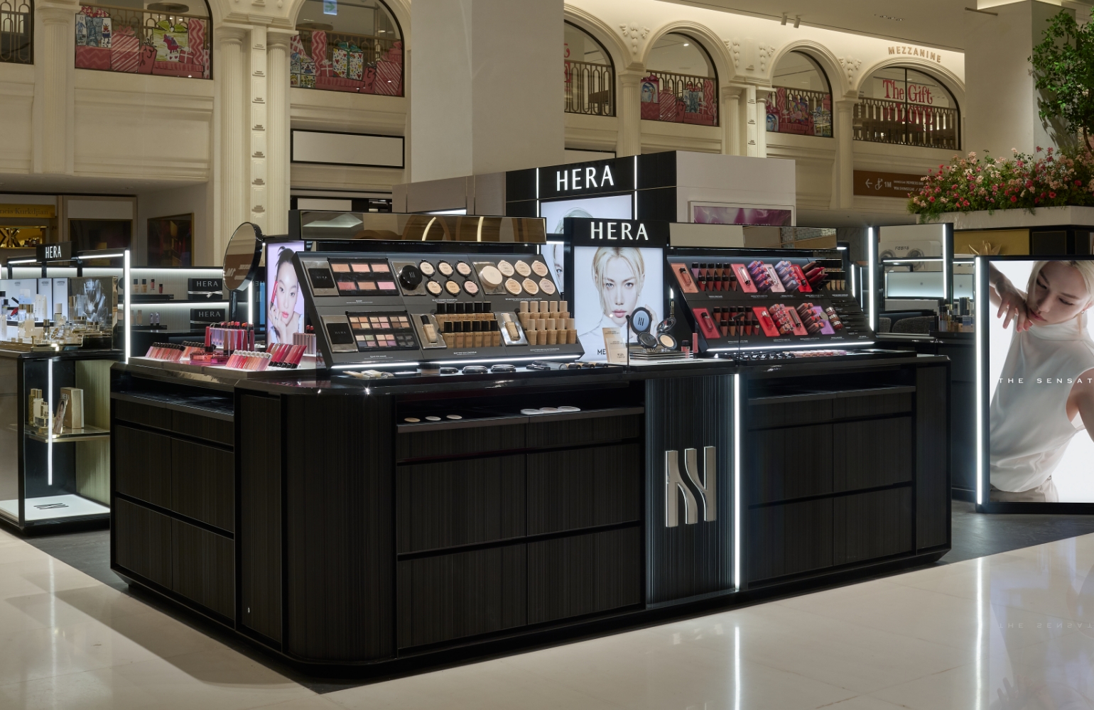 HERA Opens at Shinsegae Department Store Gangnam's work list thumbnail