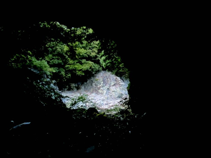 AVANT-GARTE, AN EXQUISITE SENSE OF SCENT, CONTINUITY Longtake, 향과 지속성에 관한 예민한 감각 展