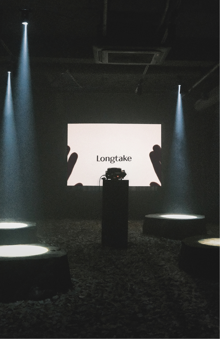 AVANT-GARTE, AN EXQUISITE SENSE OF SCENT, CONTINUITY Longtake, 향과 지속성에 관한 예민한 감각 展