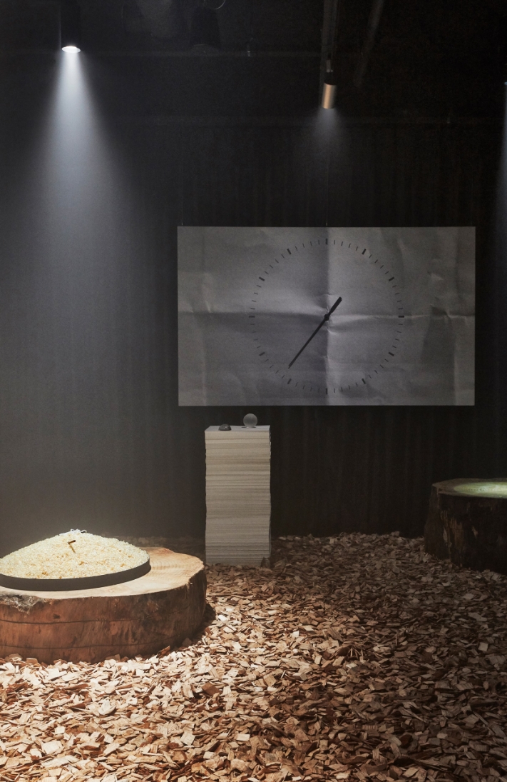 AVANT-GARTE, AN EXQUISITE SENSE OF SCENT, CONTINUITY Longtake, 향과 지속성에 관한 예민한 감각 展